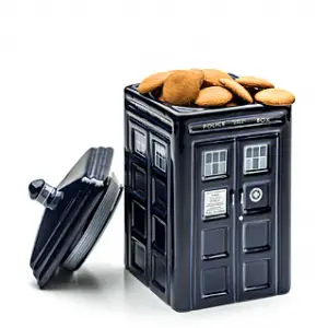 TARDIS Cookie Jar 12 Gift Ideas Any Whovian Would Love - Includes 12 categories with over 30 Doctor Who gift ideas! - #doctorwho #giftideas #whovian #doctorwhogift #giftguide 