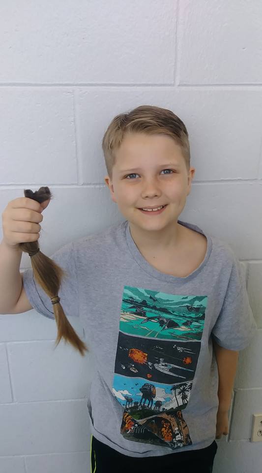 Don't miss these hair donation tips for kids. Find out where to donate hair, how to prepare hair for donation, and whether boys can donate hair.  - #HairDonation #WigsForKids #Parenting