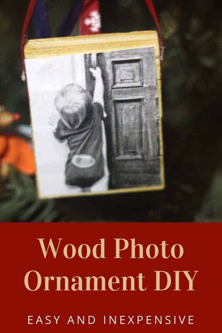 Wood Photo Ornament DIY - Easy DIY Christmas Ornament that is low cost and simple to make. Perfect for DIY Christmas gifts.